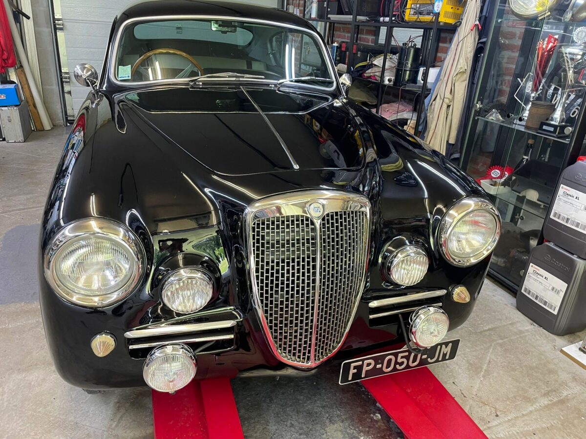 1954 Lancia Aurelia B20 Serie 4 - Image 2